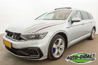 Auto incidentate Volkswagen Passat GTE 1.4 TSI Automaat Pano Navi Camera Clima PHEV Business 2023/6