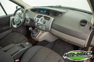 Renault Grand-scenic 2.0-16V Navi Clima 7p. Tech Line picture 23