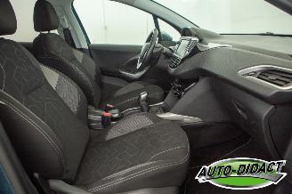 Peugeot 2008 1.2 Access Clima Navi picture 20