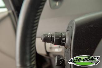 Renault Scenic 1.6-16V Tech Line Clima Navi picture 18