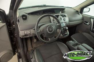 Renault Scenic 1.6-16V Tech Line Clima Navi picture 28