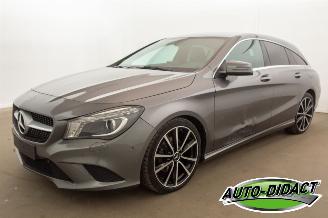 Schadeauto Mercedes Cla-klasse 200d Automaat Navi Airco Shooting Brake 2015/9