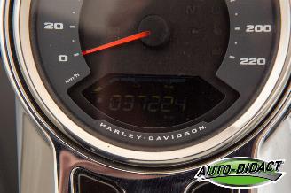 Harley-Davidson Sport Glide 37.224 km 61kW picture 8