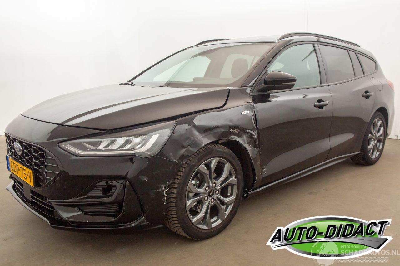 Ford Focus 1.0 EcoBoost Hybrid Clima Navi 59.290 km NAP ST Line