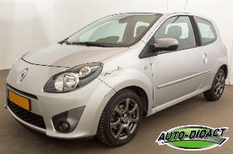 krockskadad bil auto Renault Twingo 1.5 dCi Airco 109.095 km NAP Night & Day 2011/10
