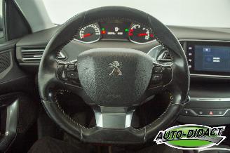 Peugeot 308 1.6 BlueHDI Clima Navi  Active Business picture 5