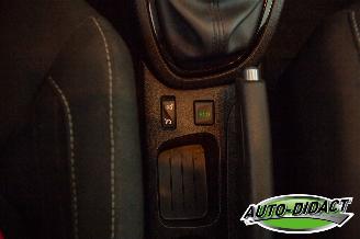 Renault Clio 0.9 TCe Airco Navi Limited picture 12