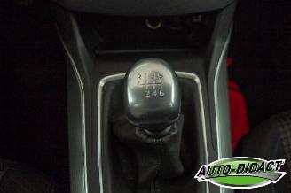 Peugeot 308 SW 1.2 Carpas Clima Navi Camera Style picture 12