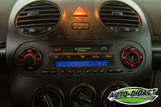 Volkswagen New-beetle Cabriolet 1.6 Airco picture 11