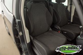 Citroën C4-picasso 1.6 VTi Navi Clima Collection picture 21