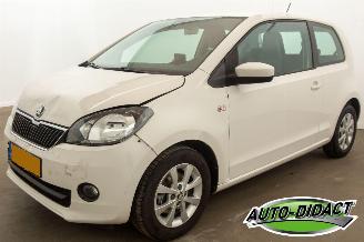Vaurioauto  passenger cars Skoda Citigo 1.0 Airco Greentech Drive 2014/6