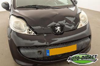 Peugeot 107 1.0-12V XS Airco picture 22