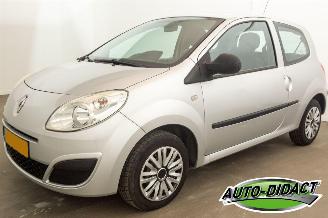 škoda osobní automobily Renault Twingo 1.2 Acces Airco 2008/5