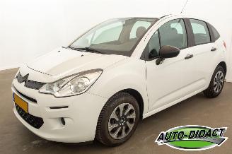 damaged passenger cars Citroën C3 1.0 PureTech Airco Attraction 2015/11