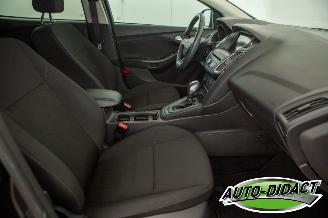 Ford Focus 1.0 Trend Automaat Motorschade Navi Airco picture 21