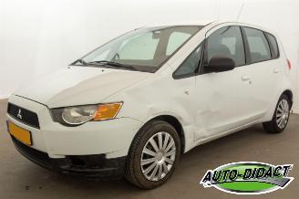 škoda osobní automobily Mitsubishi Colt 1.1 Edition One Airco 2010/9