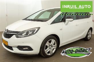 krockskadad bil auto Opel Zafira 1.4 Turbo Navi 7per. Business Executive 2018/5