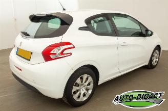 Peugeot 208 1.0 VTi Airco 113.669 km NAP LIKE picture 4