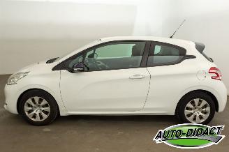 Peugeot 208 1.0 VTi Airco 113.669 km NAP LIKE picture 33