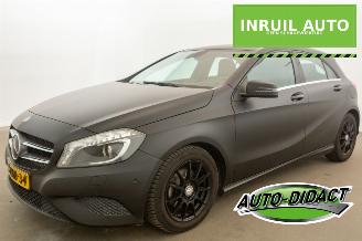 damaged passenger cars Mercedes A-klasse 180 CDI Navi Airco Lease Edition 4U3 2015/1