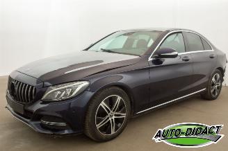 Vaurioauto  passenger cars Mercedes C-klasse C180 Clima Berline 2015/2
