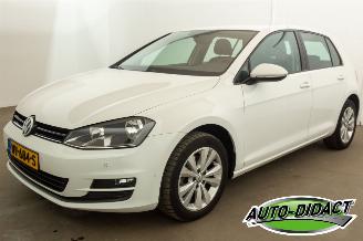 Vaurioauto  passenger cars Volkswagen Golf 1.6 TDI 81kW Navi Clima Comfortline 2017/5