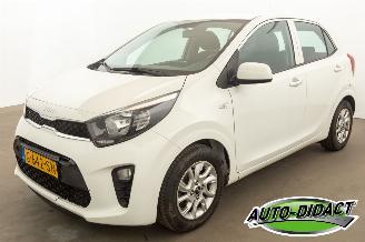 damaged passenger cars Kia Picanto 1.0 MPi - Airco - DynamicLine 2019/11