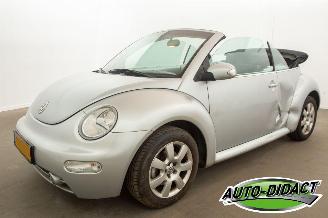 krockskadad bil auto Volkswagen New-beetle Cabriolet - 1.6 - 159.036 km - Highline 2006/12