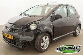 skadebil auto Toyota Aygo 1.0-12V Sport Airco 2007/2
