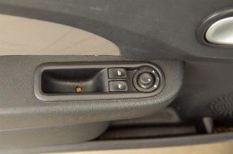 Renault Twingo 1.2-16V Airco Collection picture 11