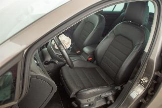 Volkswagen Golf 1.6 TDI Clima Navi Highline picture 27