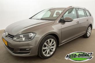 Schadeauto Volkswagen Golf 1.6 TDI Automaat Navi Camera Clima Business Edition 2015/8