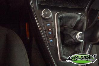 Ford Focus 1.0 92 kw VERBRUIKT KOELVLOEISTOF Navi Clima Titanium Edition picture 13