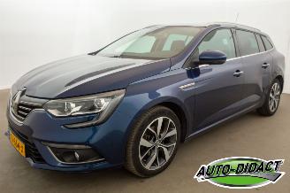 uszkodzony samochody osobowe Renault Mégane 1.3 TCe Navi Camera Clima Bose 2018/8
