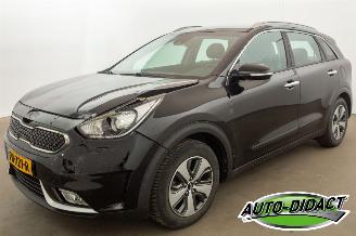 Auto incidentate Kia Niro 1.6 GDi Hybrid Automaat 62.876 km NAP  DynamicLine 2017/7