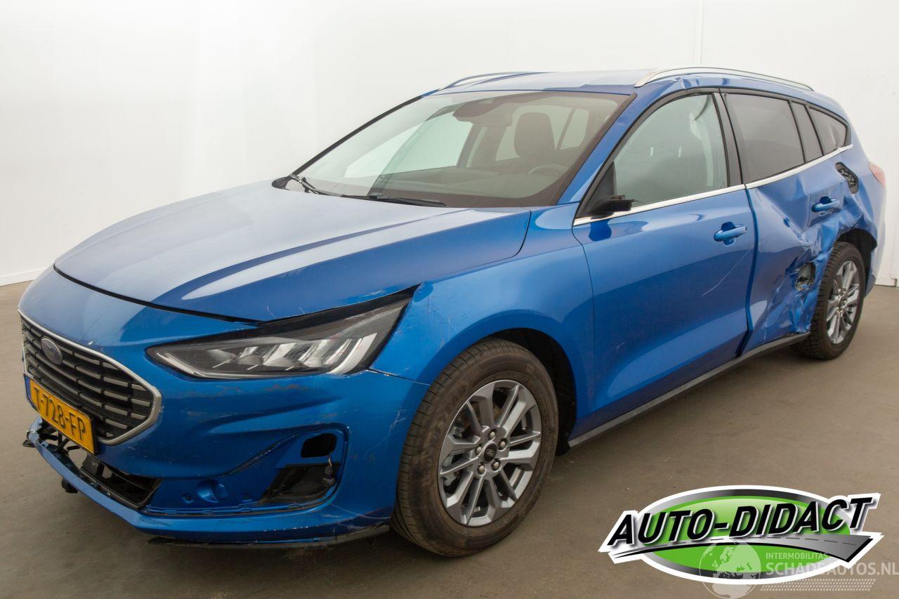 Ford Focus 1.0 EcoBoost Hybrid Navi Airco Titanium