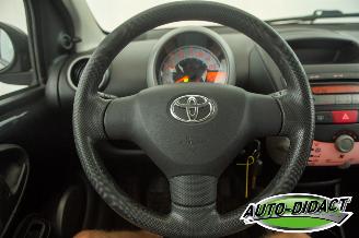 Toyota Aygo 1.0 VVT-i Airco picture 5