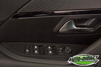 Peugeot 208 1.2 Hybrid Automaat 13.513 km NAP Navi Camera 110 e-DCS6 GT picture 12