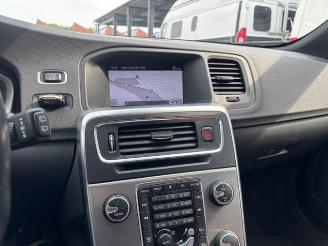 Volvo V-60 Kombi Summum AWD Hybrid picture 14