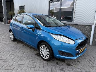 krockskadad bil auto Ford Fiesta 1.0 5drs Style 2016/4