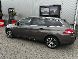 Peugeot 308 1.2 e-THP 81kw Allure picture 23