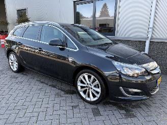 Opel Astra SPORTS TOURER 1.4 Turbo picture 2