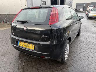 Fiat Grande Punto 1.4 16V Dynamic picture 8