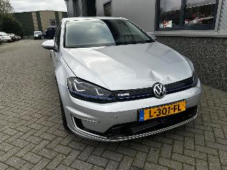 Volkswagen e-Golf E-Golf picture 42