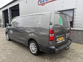 Peugeot Expert 231L 2.0 BlueHDI 120 Premium picture 17