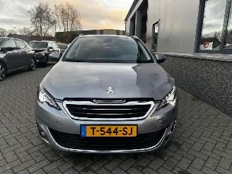 Peugeot 308 1.2 PureTech Allure Automaat picture 36