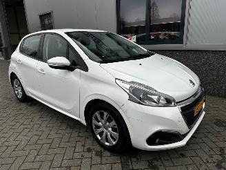 Avarii autoturisme Peugeot 208 1.6 BlueHDi Blue Lease 2018/4
