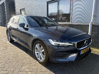 škoda osobní automobily Volvo V-60 2.0 D3 Momentum 2019/3