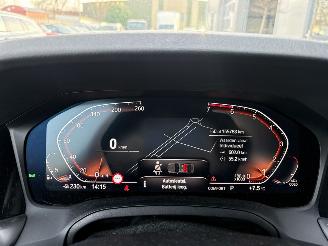 BMW 3-serie 330i M-Pakket High Executive Automaat picture 25