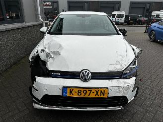 Volkswagen e-Golf e-Golf picture 46